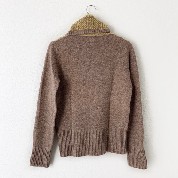 J. Crew Wool Yellow Tan Pattern Turtleneck Sweater Mesium - Picture 2 of 3